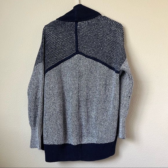 Gap Small Sweater Small Blue - Picture 2 of 7